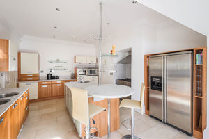 Photo 17- click for photo gallery